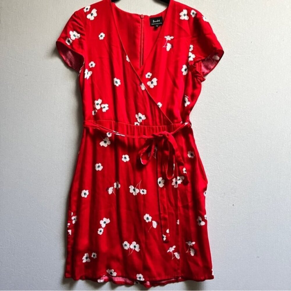 Bardot red floral faux wrap belted short sleeve dress Sz S